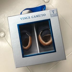 VINCE CAMUTO BABY TARIQ - LOGO SNEAKER size 1